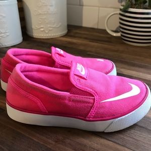 Girls Nike pink canvas sneakers